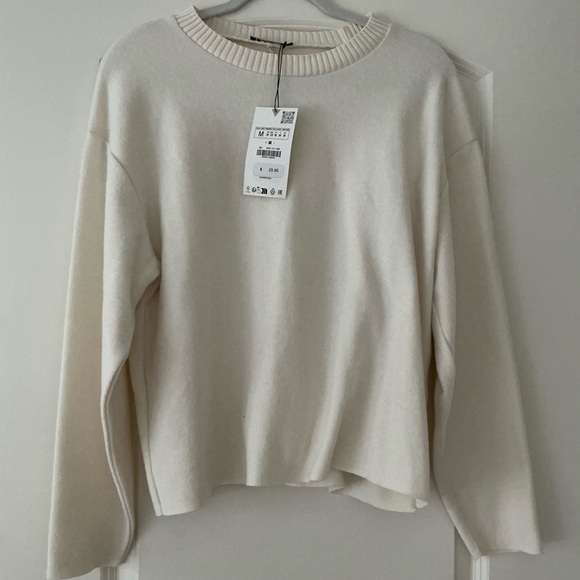 NWT Zara Cream Soft Crew Neck Sweater - Picture 6 of 10